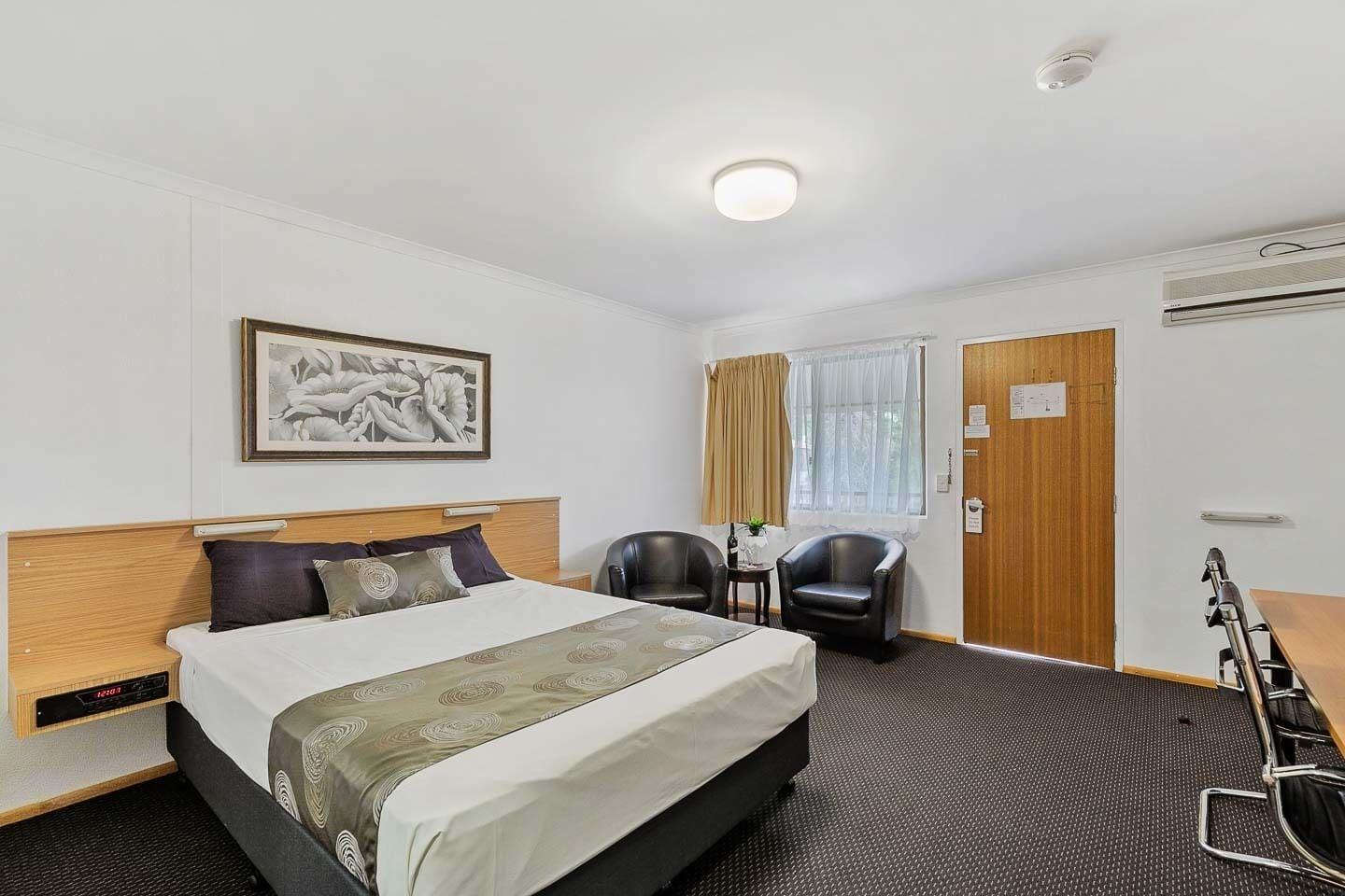 Blue Shades Motel Мэриборо Экстерьер фото