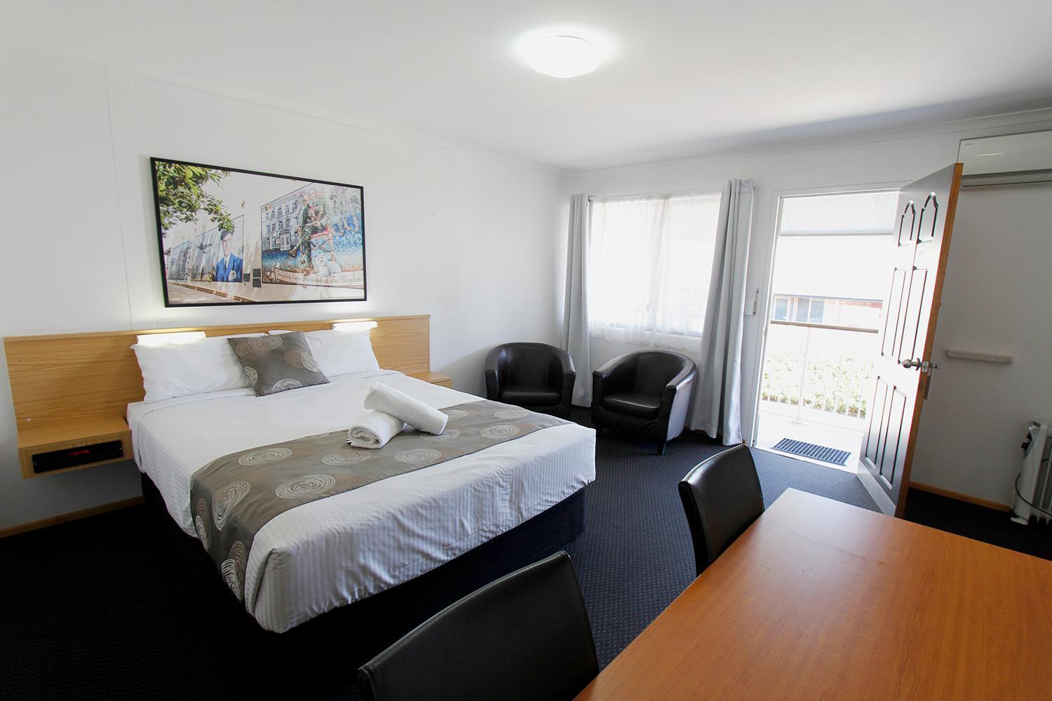 Blue Shades Motel Мэриборо Экстерьер фото